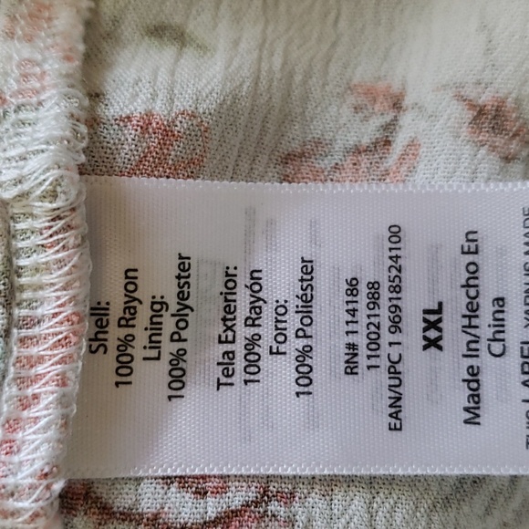 Lovely NEW Dress - Picture 11 of 12